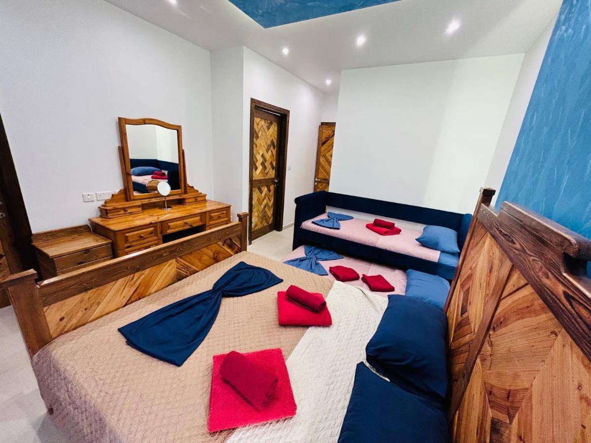 Ferienwohnung Hillview Duplex Penthouse St. Paul's Bay Exterior foto
